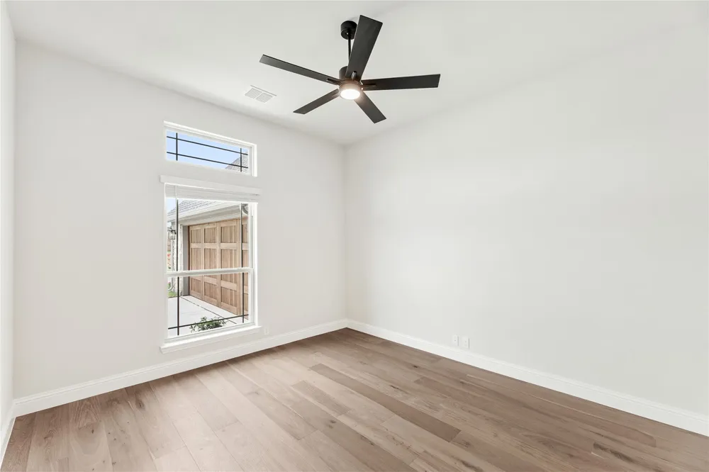 2309 Legacy Oaks Lane Bedford, TX 76021
