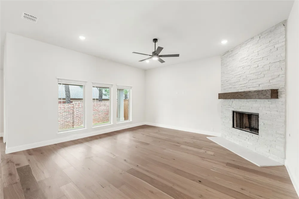 2309 Legacy Oaks Lane Bedford, TX 76021