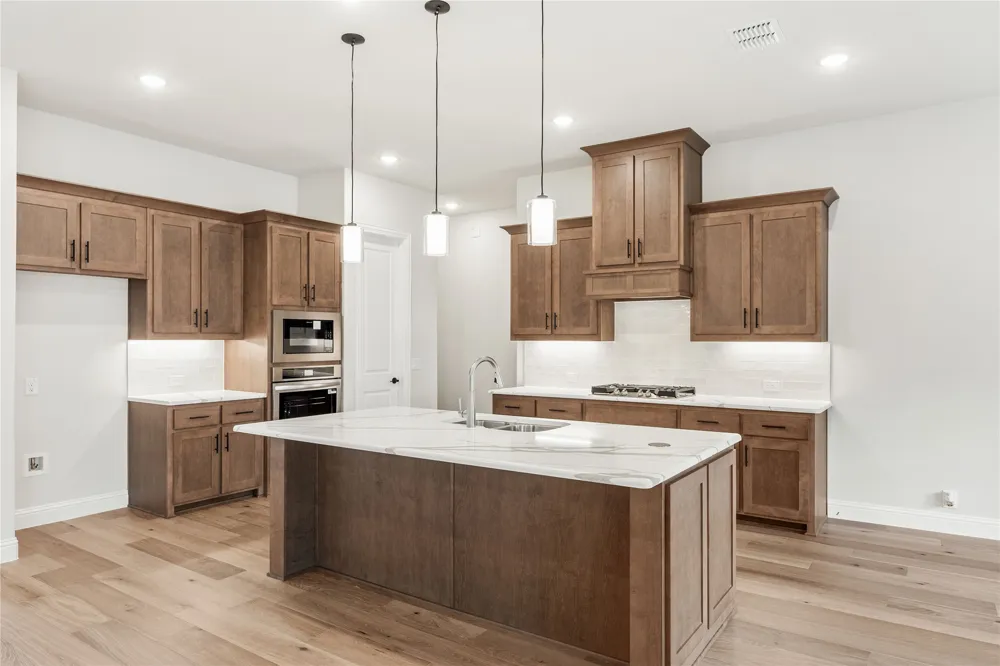 2309 Legacy Oaks Lane Bedford, TX 76021