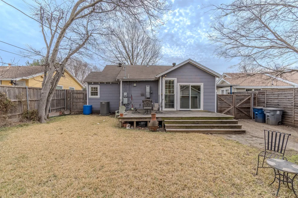 8927 Diceman Drive Dallas, TX 75218