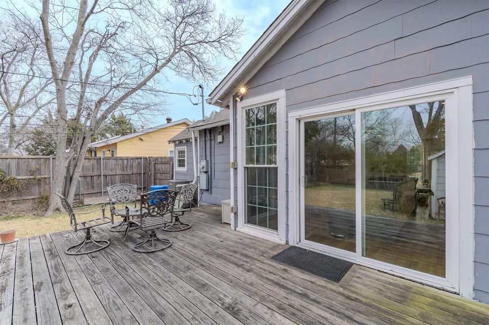 8927 Diceman Drive Dallas, TX 75218