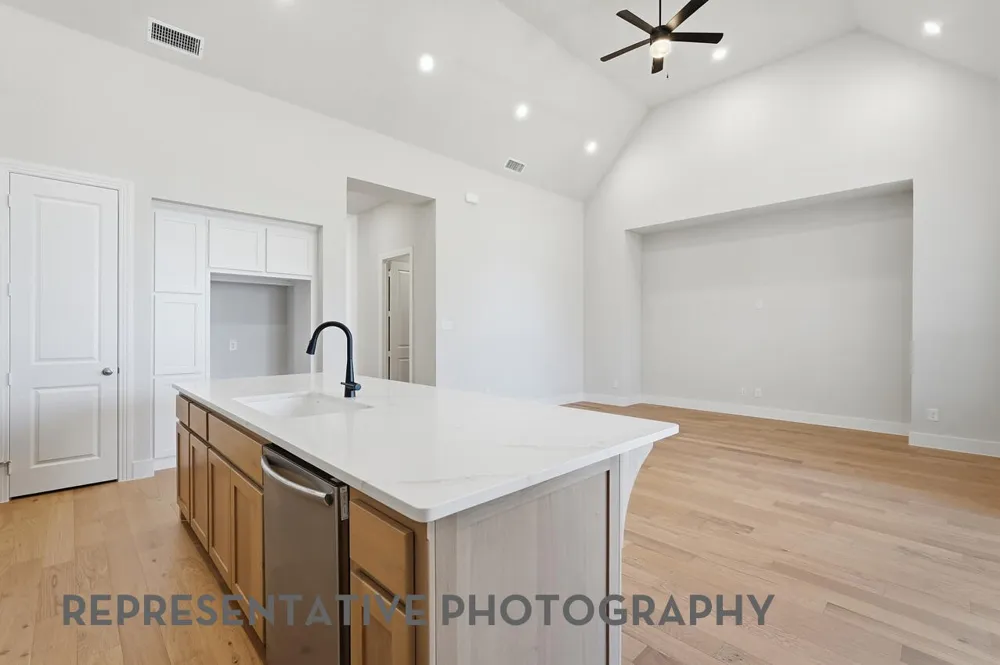 9011 Wildberry Road Oak Point, TX 75068