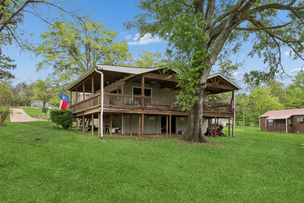 16340 County Road 4256 S Henderson, TX 75654