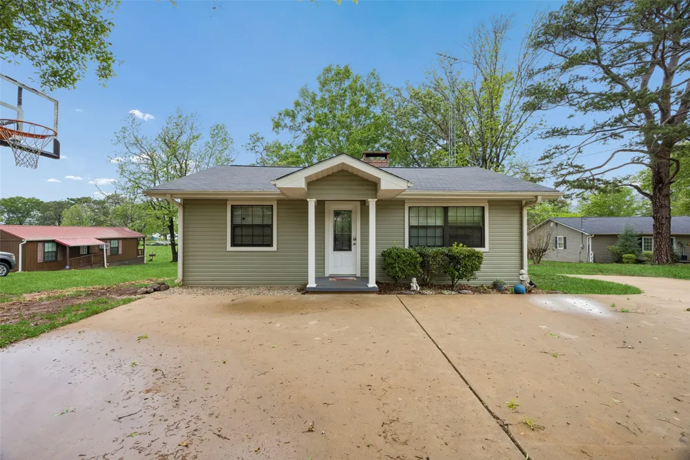 16340 County Road 4256 S Henderson, TX 75654