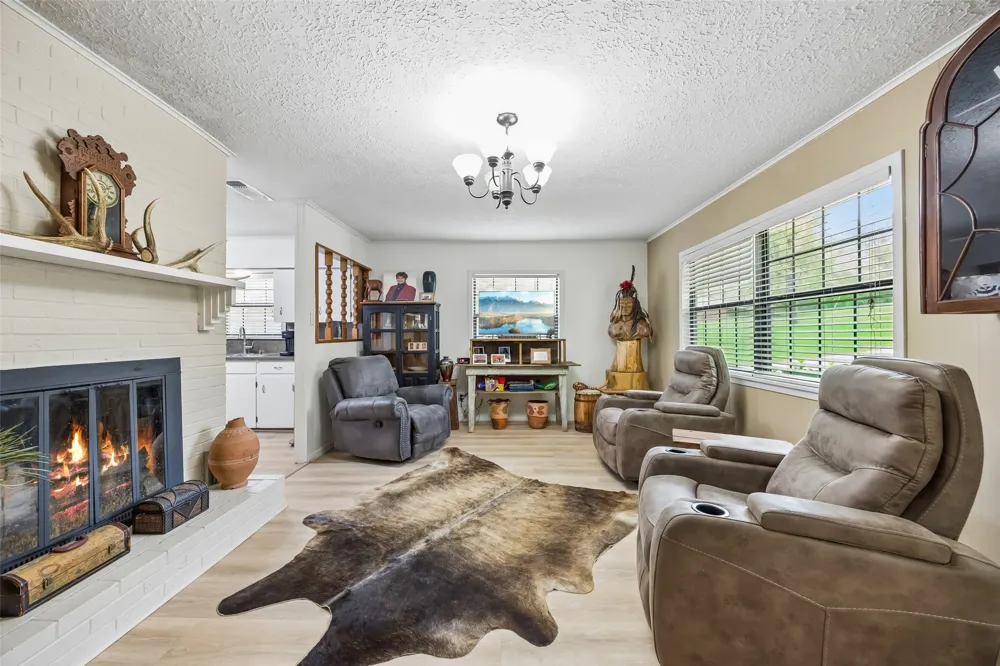16340 County Road 4256 S Henderson, TX 75654