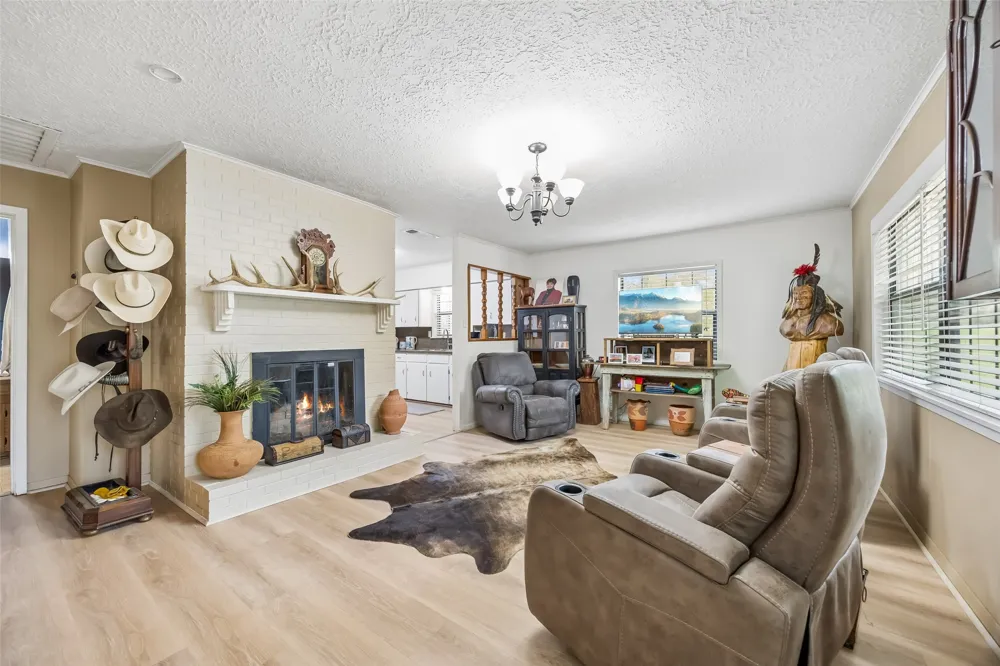 16340 County Road 4256 S Henderson, TX 75654