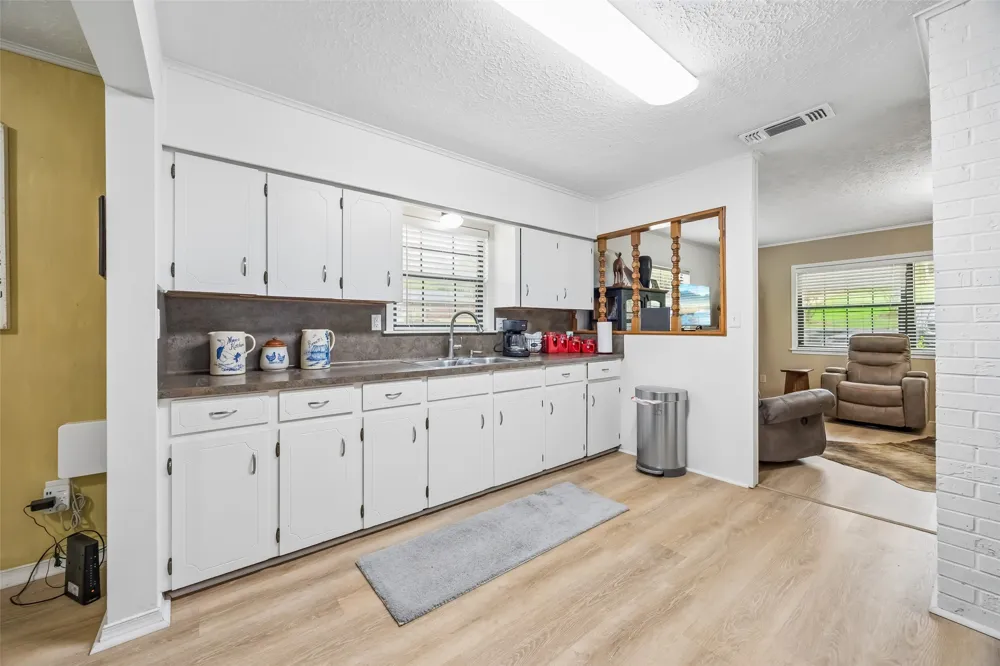 16340 County Road 4256 S Henderson, TX 75654