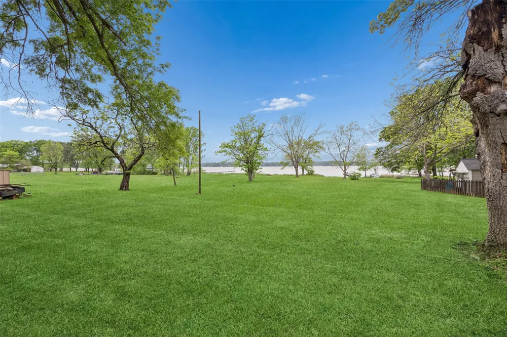 16340 County Road 4256 S Henderson, TX 75654