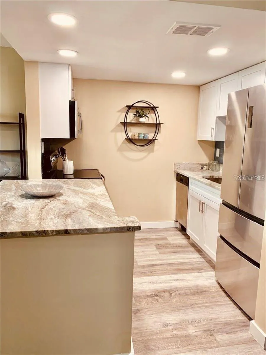 9715 HARRELL AVENUE #139 Treasure Island, FL 33706