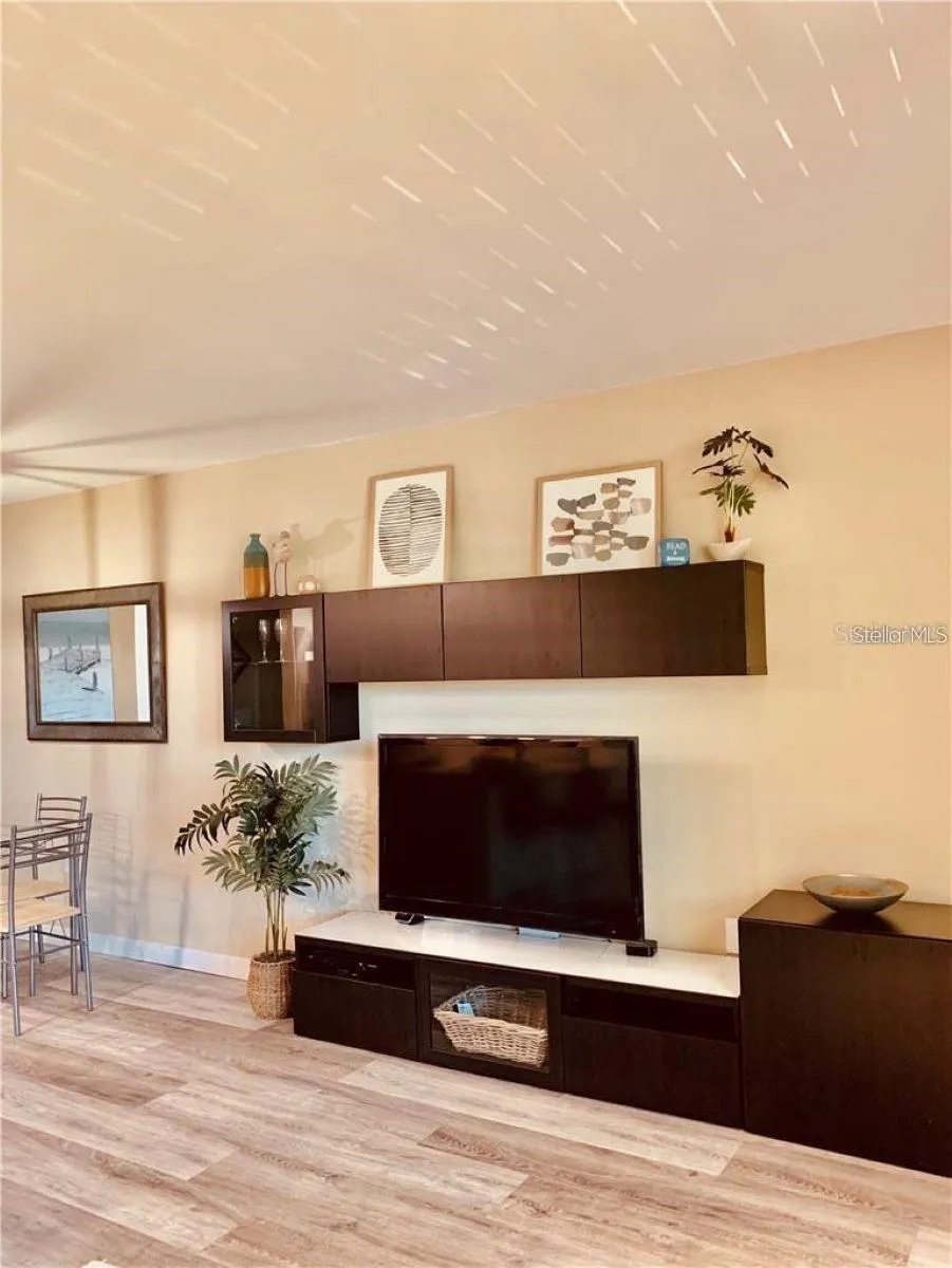 9715 HARRELL AVENUE #139 Treasure Island, FL 33706