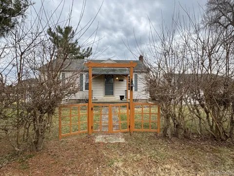 50285 7 Mile Road