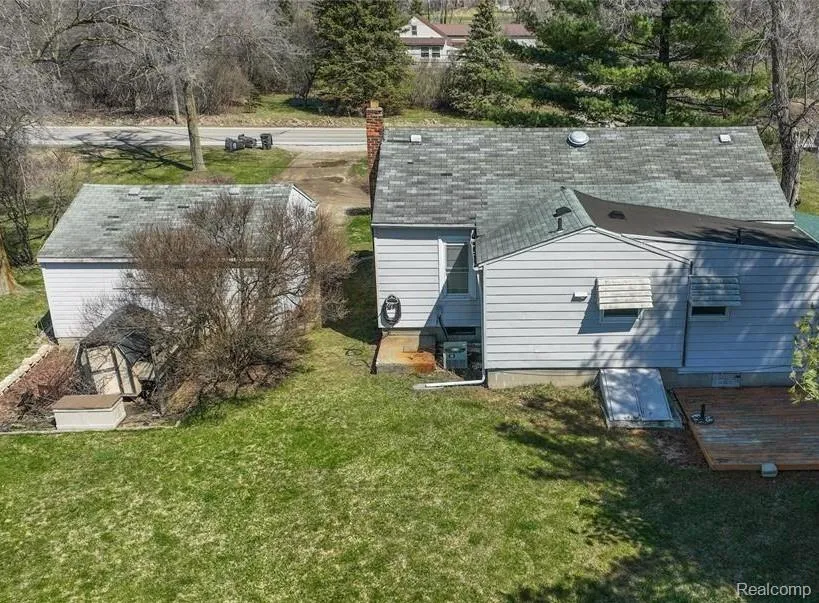 50285 7 Mile Road Northville Township, MI 48167