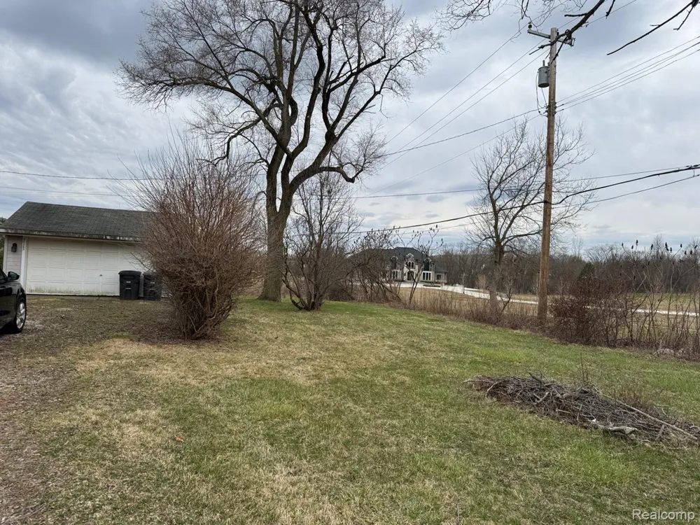 50285 7 Mile Road Northville Township, MI 48167
