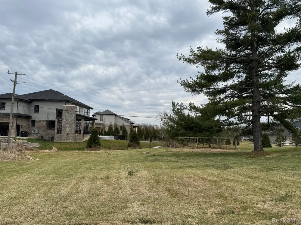 50285 7 Mile Road Northville Township, MI 48167