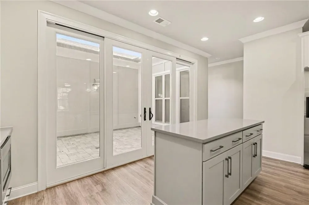 4007 Vickery Glen Roswell, GA 30075