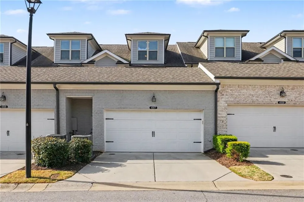 4007 Vickery Glen Roswell, GA 30075