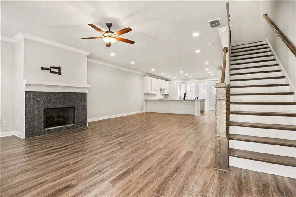 4007 Vickery Glen Roswell, GA 30075