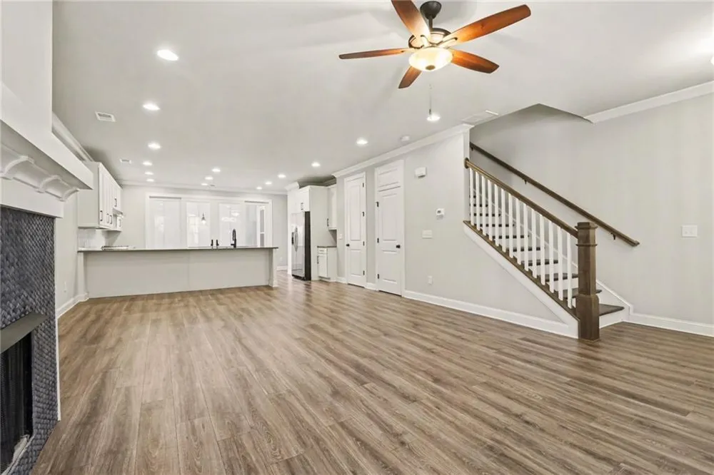 4007 Vickery Glen Roswell, GA 30075