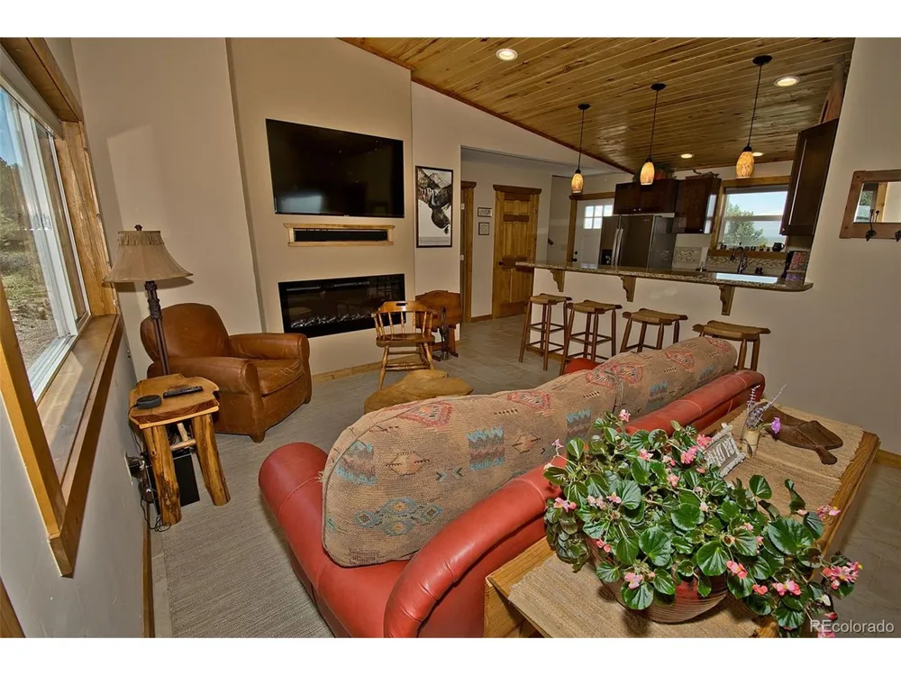3421 Camino Del Rey Crestone, CO 81131