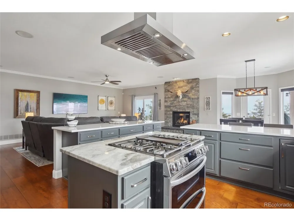 13084 Deer Ridge Way Larkspur, CO 80118