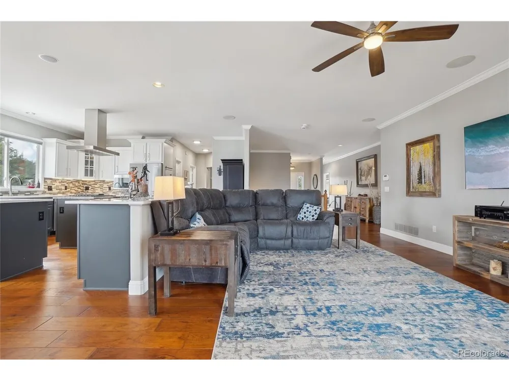 13084 Deer Ridge Way Larkspur, CO 80118