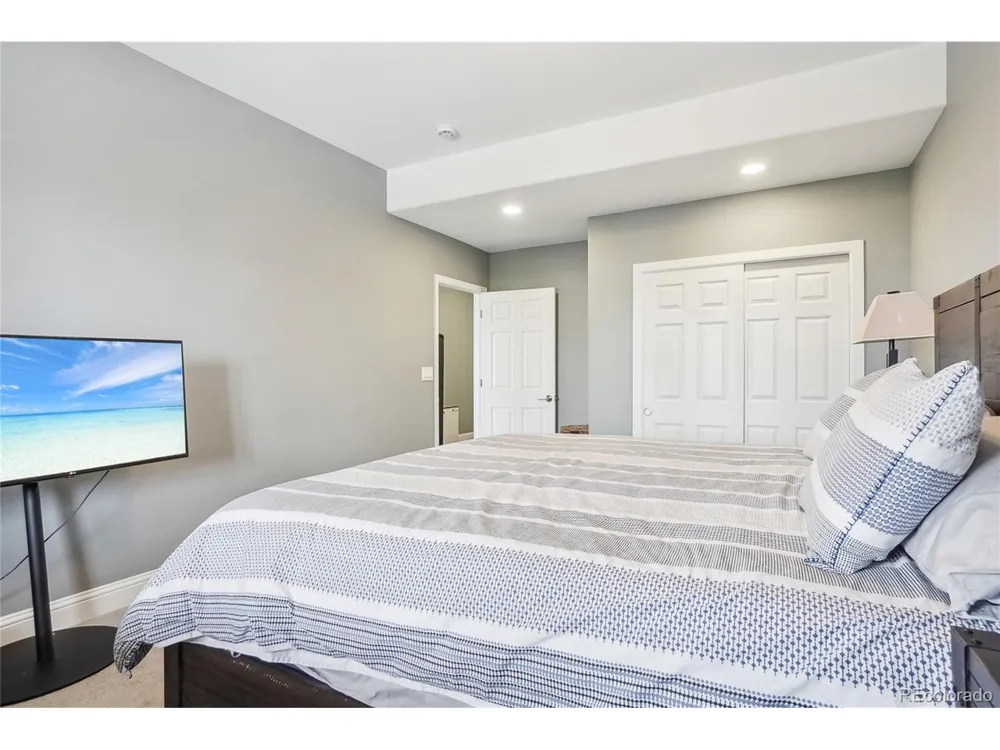 13084 Deer Ridge Way Larkspur, CO 80118