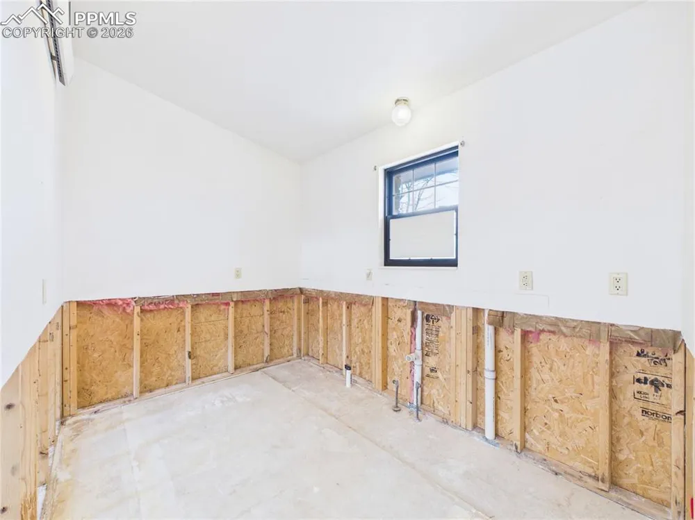 922 W McCulloch Boulevard Pueblo West, CO 81007