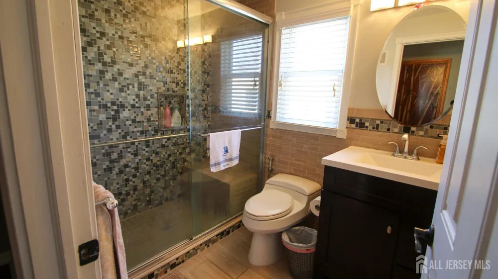 199 E Arthur Place Iselin, NJ 08830