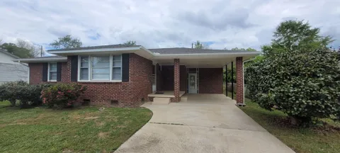 924 Mockingbird Lane