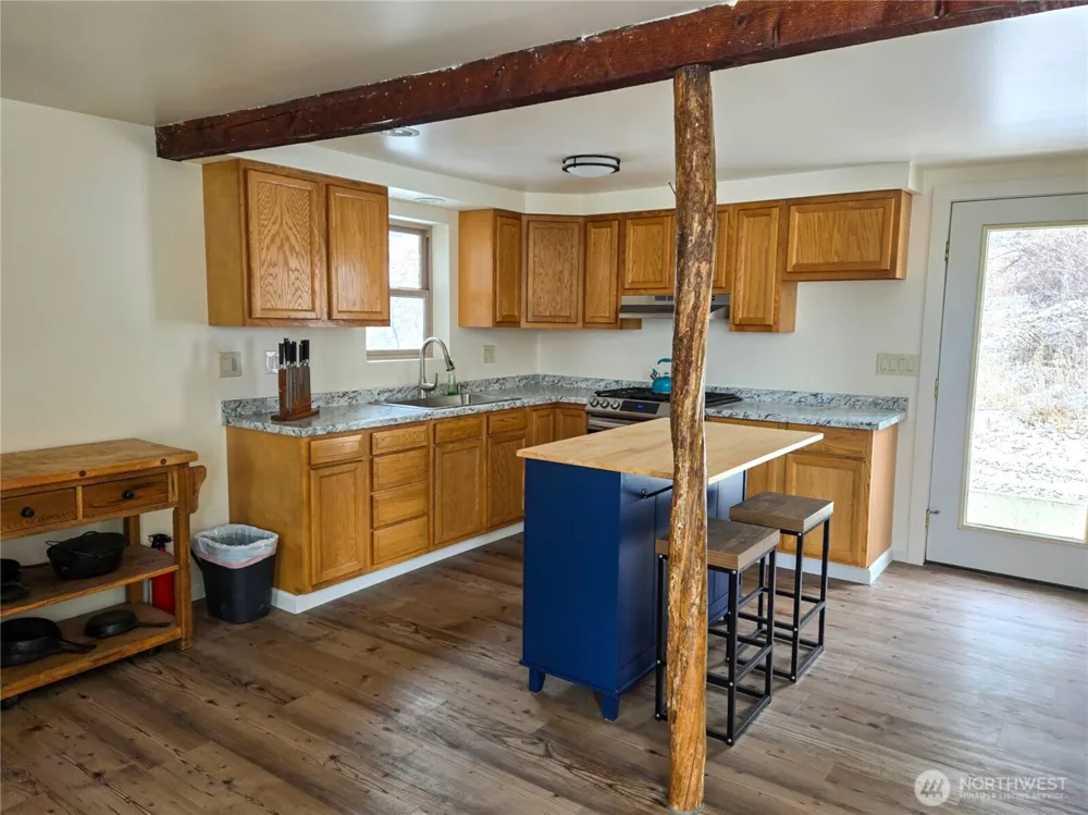 15 Anfair Lane Curlew, WA 99118