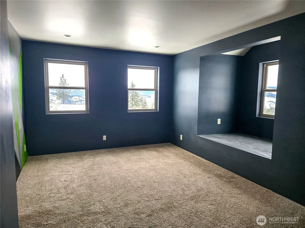 15 Anfair Lane Curlew, WA 99118