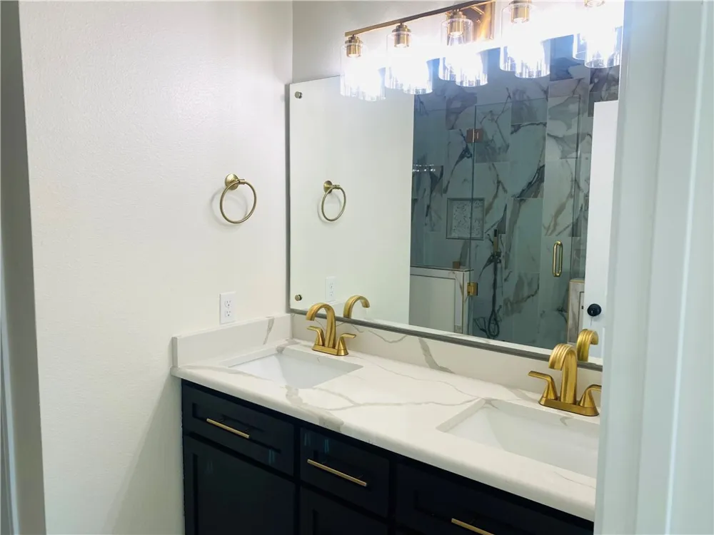 142 S 11 STREET Aransas Pass, TX 78336