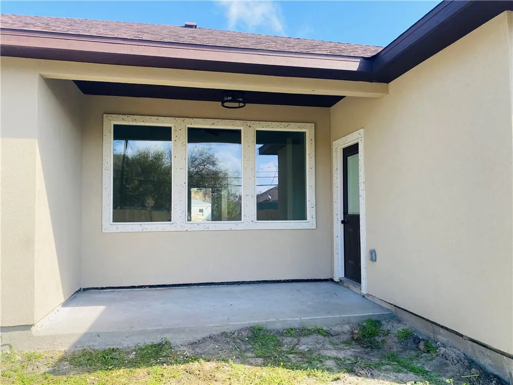 142 S 11 STREET Aransas Pass, TX 78336