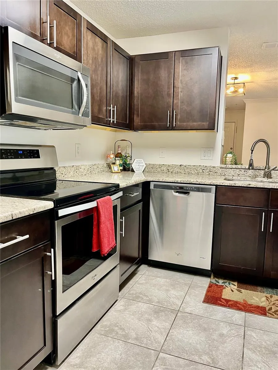 1939 SUMMER CLUB APT DRIVE #315 Oviedo, FL 32765