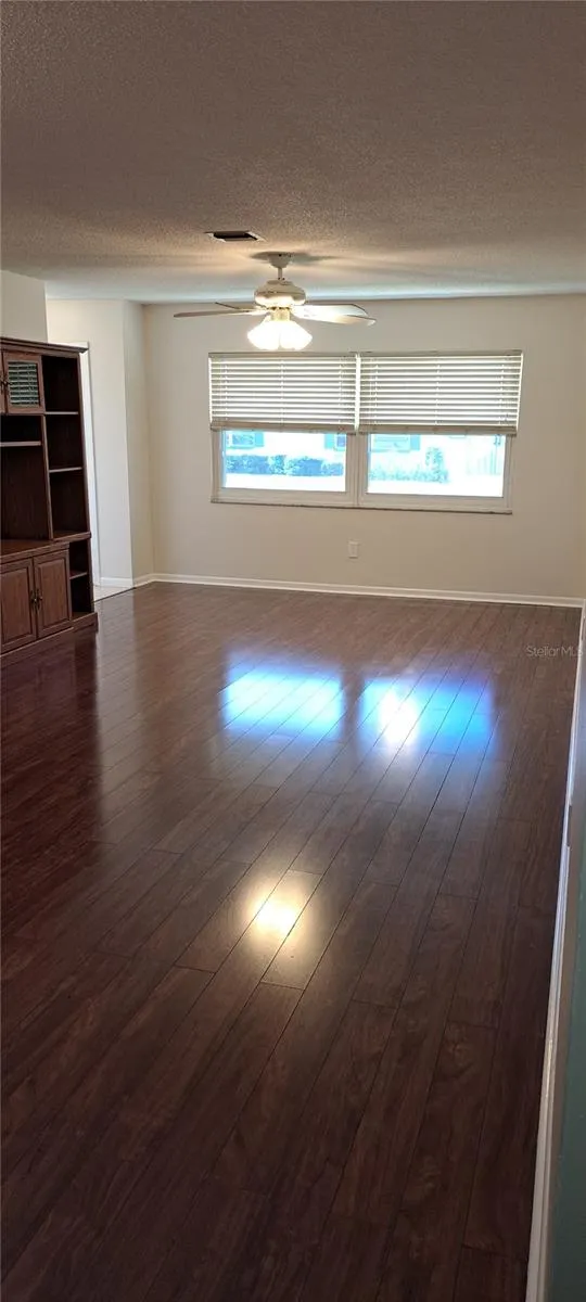 6770 RIVIERA Pinellas Park, FL 33781