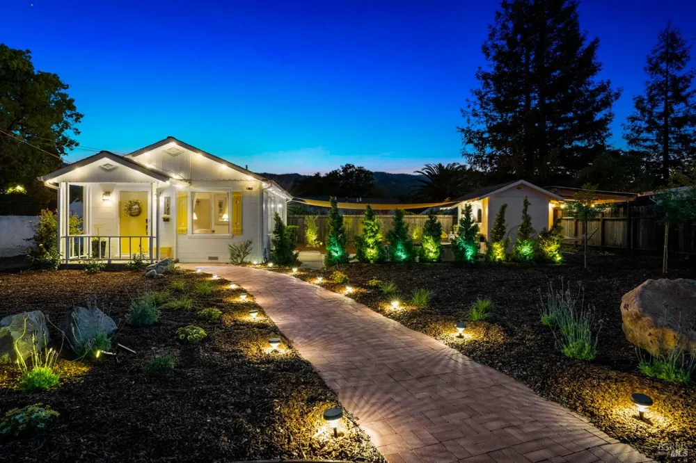 1171 Mountain View Avenue St. Helena, CA 94574