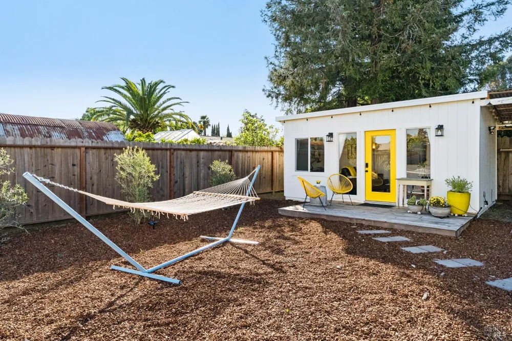 1171 Mountain View Avenue St. Helena, CA 94574