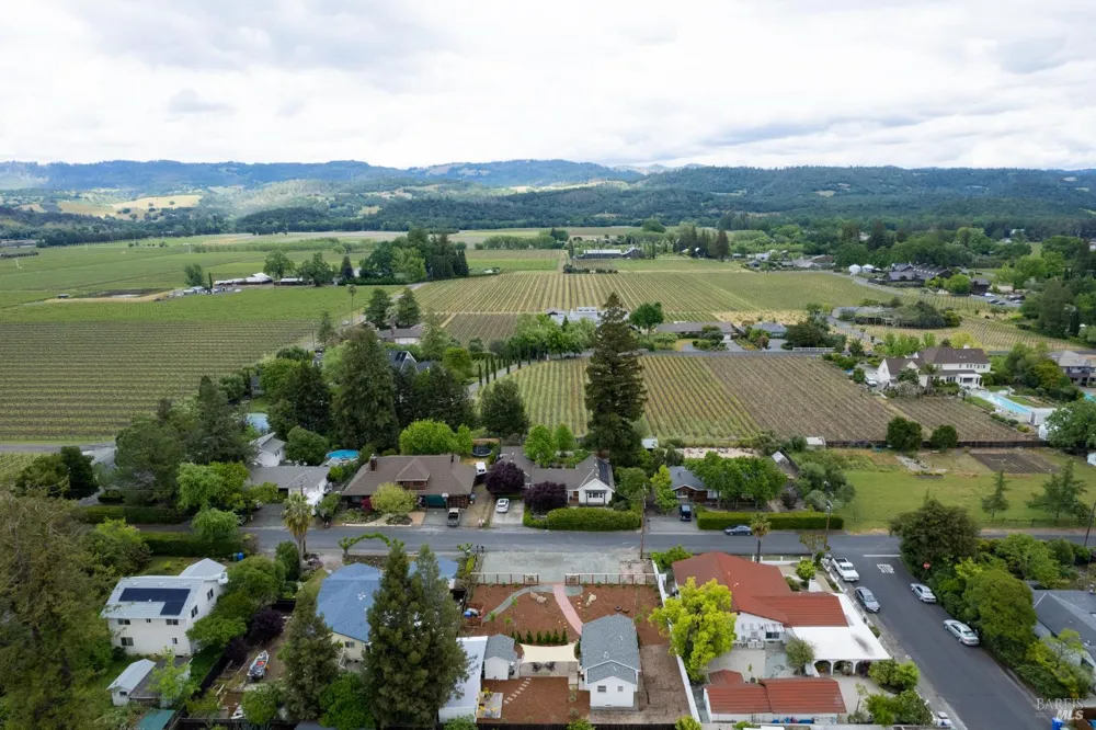 1171 Mountain View Avenue St. Helena, CA 94574