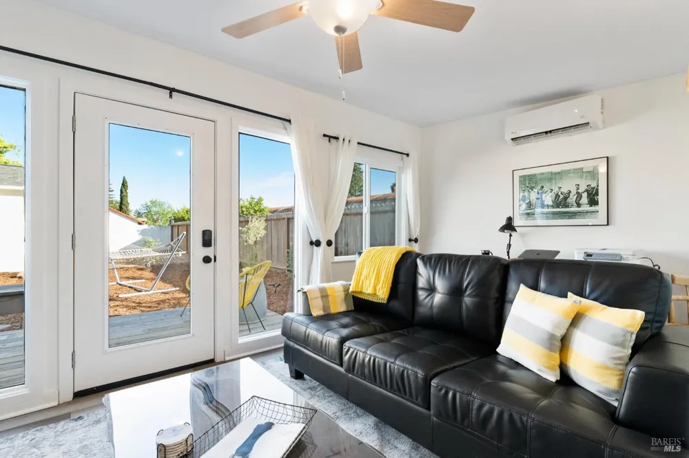 1171 Mountain View Avenue St. Helena, CA 94574