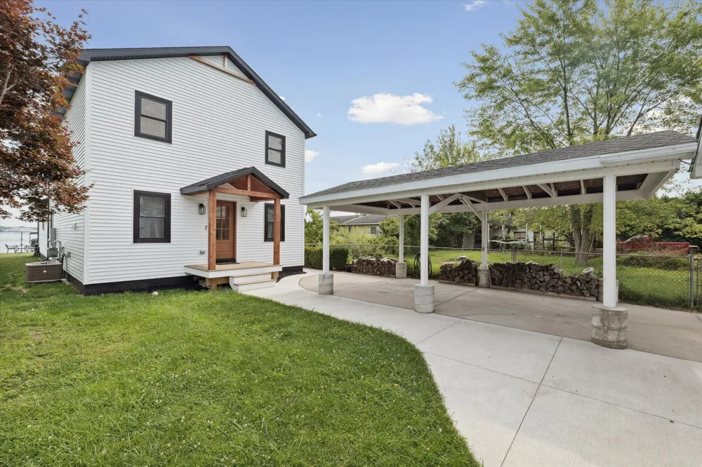 9098 Dexter-Pinckney Road Dexter Township, MI 48169