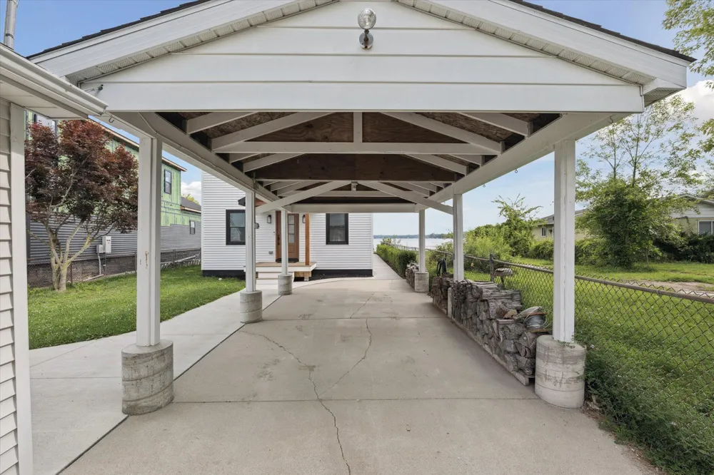 9098 Dexter-Pinckney Road Dexter Township, MI 48169