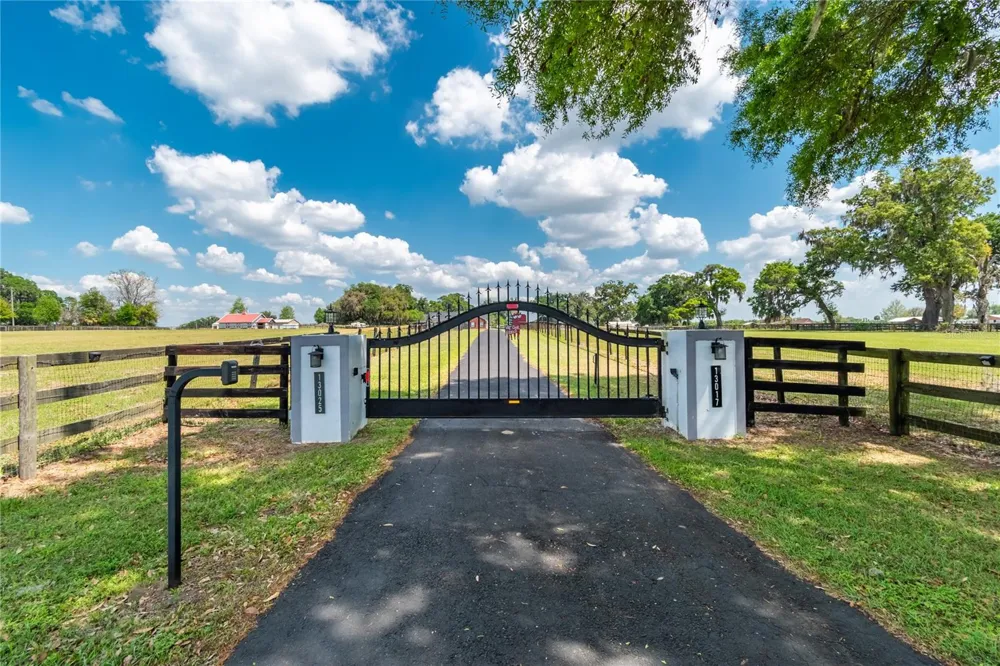 13025 NW GAINESVILLE ROAD Reddick, FL 32686