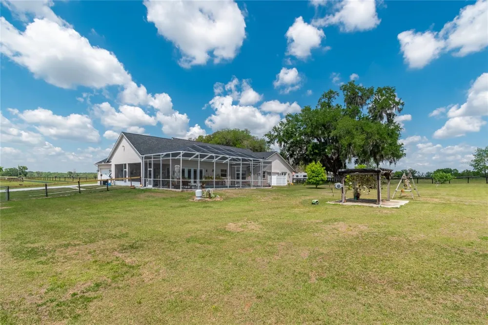 13025 NW GAINESVILLE ROAD Reddick, FL 32686