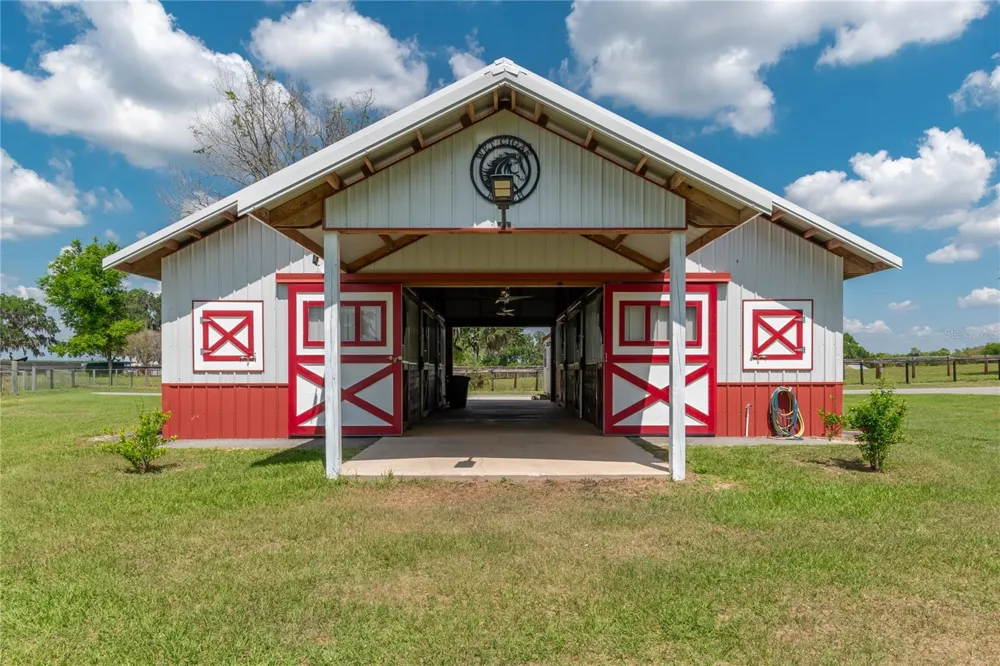 13025 NW GAINESVILLE ROAD Reddick, FL 32686
