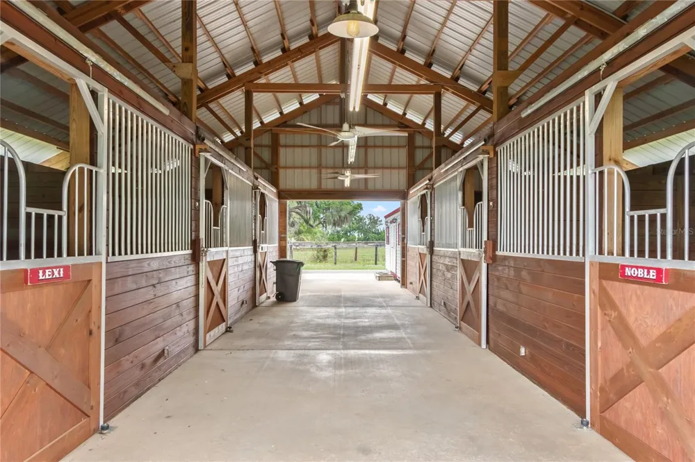 13025 NW GAINESVILLE ROAD Reddick, FL 32686
