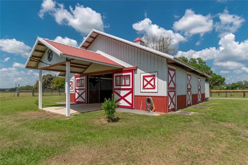 13025 NW GAINESVILLE ROAD Reddick, FL 32686