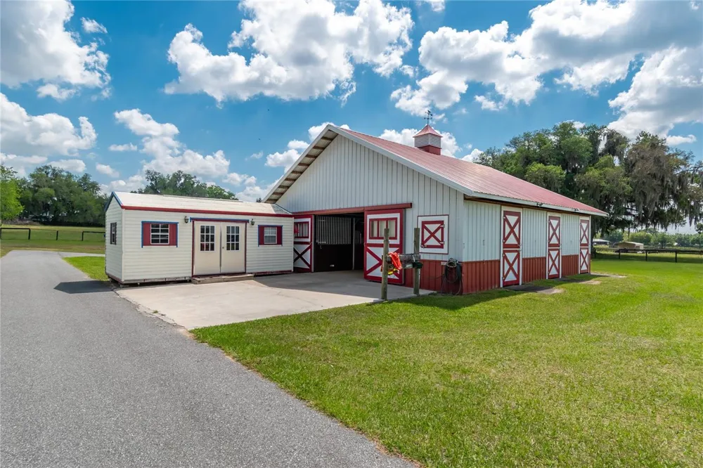 13025 NW GAINESVILLE ROAD Reddick, FL 32686