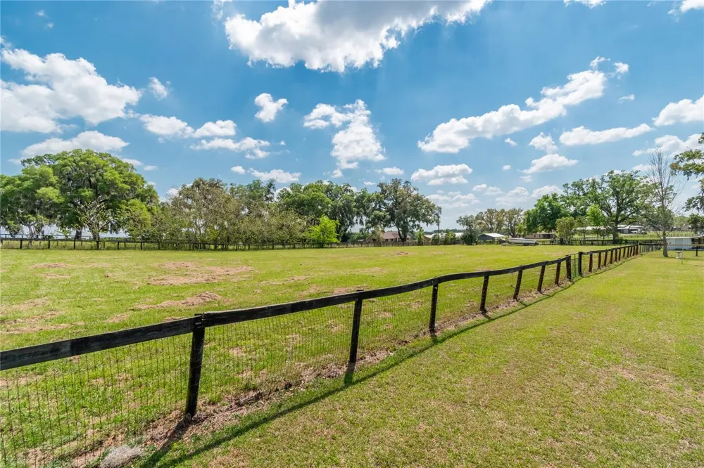 13025 NW GAINESVILLE ROAD Reddick, FL 32686