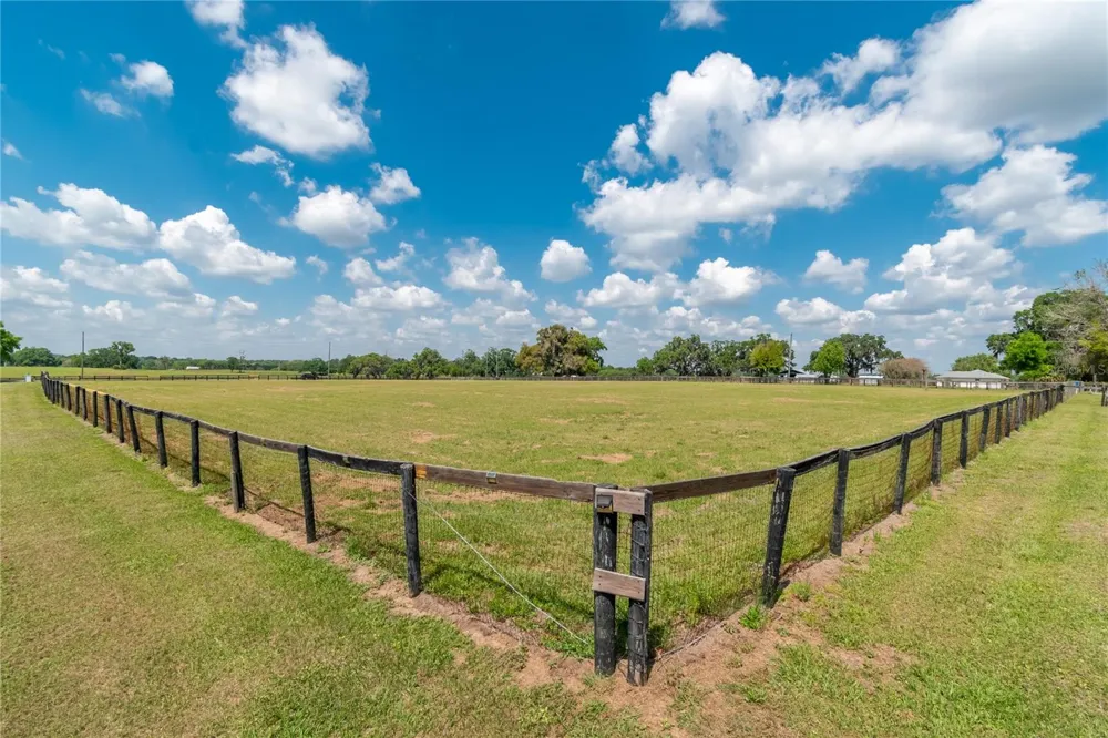 13025 NW GAINESVILLE ROAD Reddick, FL 32686