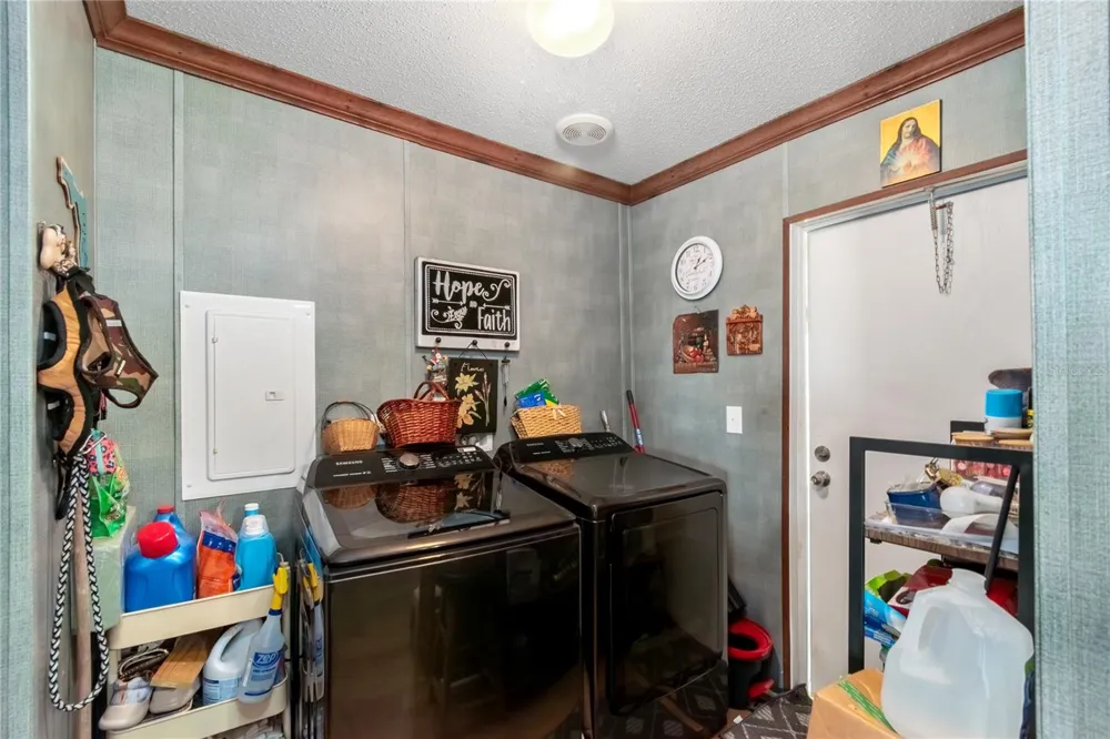 13025 NW GAINESVILLE ROAD Reddick, FL 32686